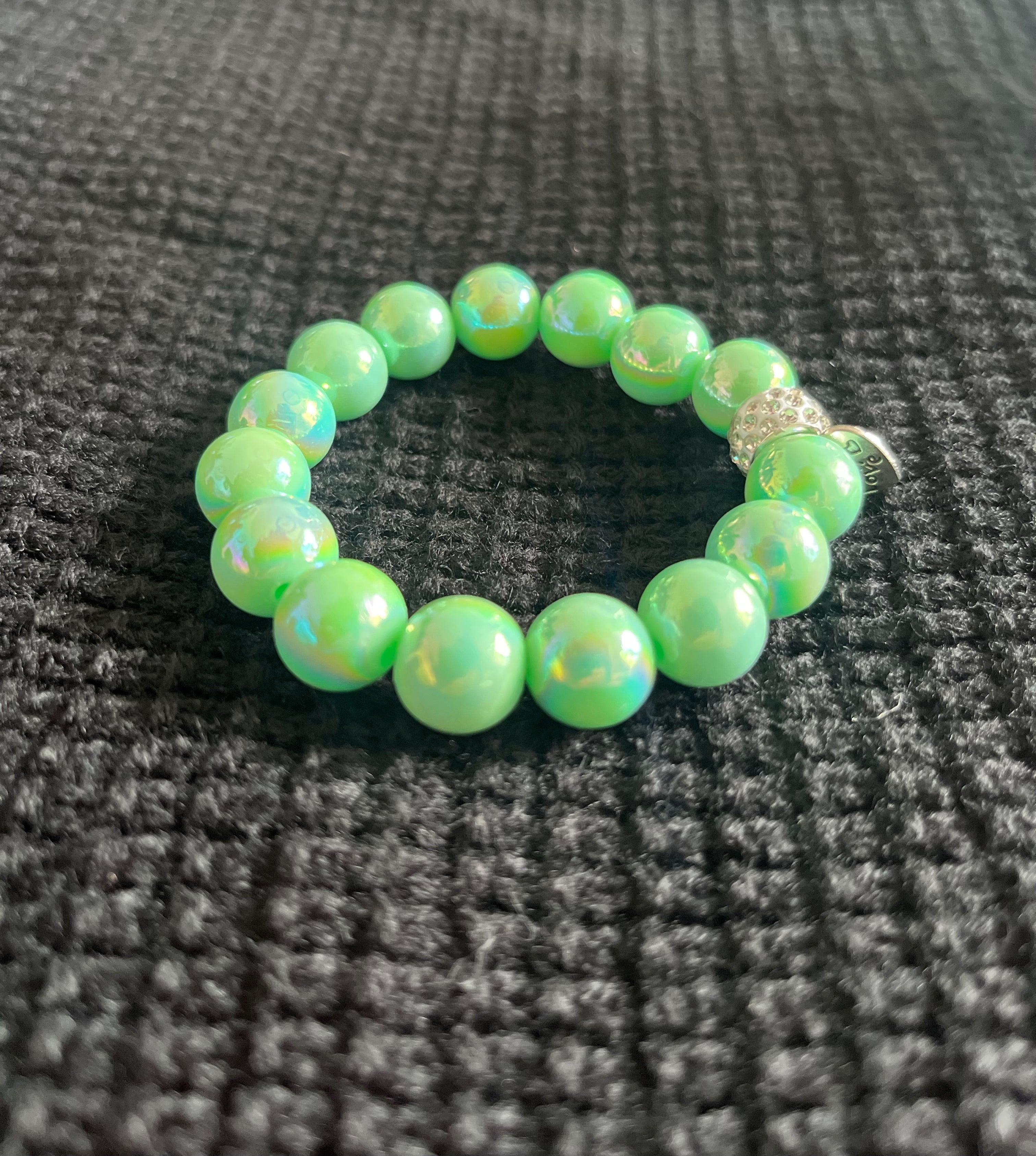 Acryl-Perlenarmband