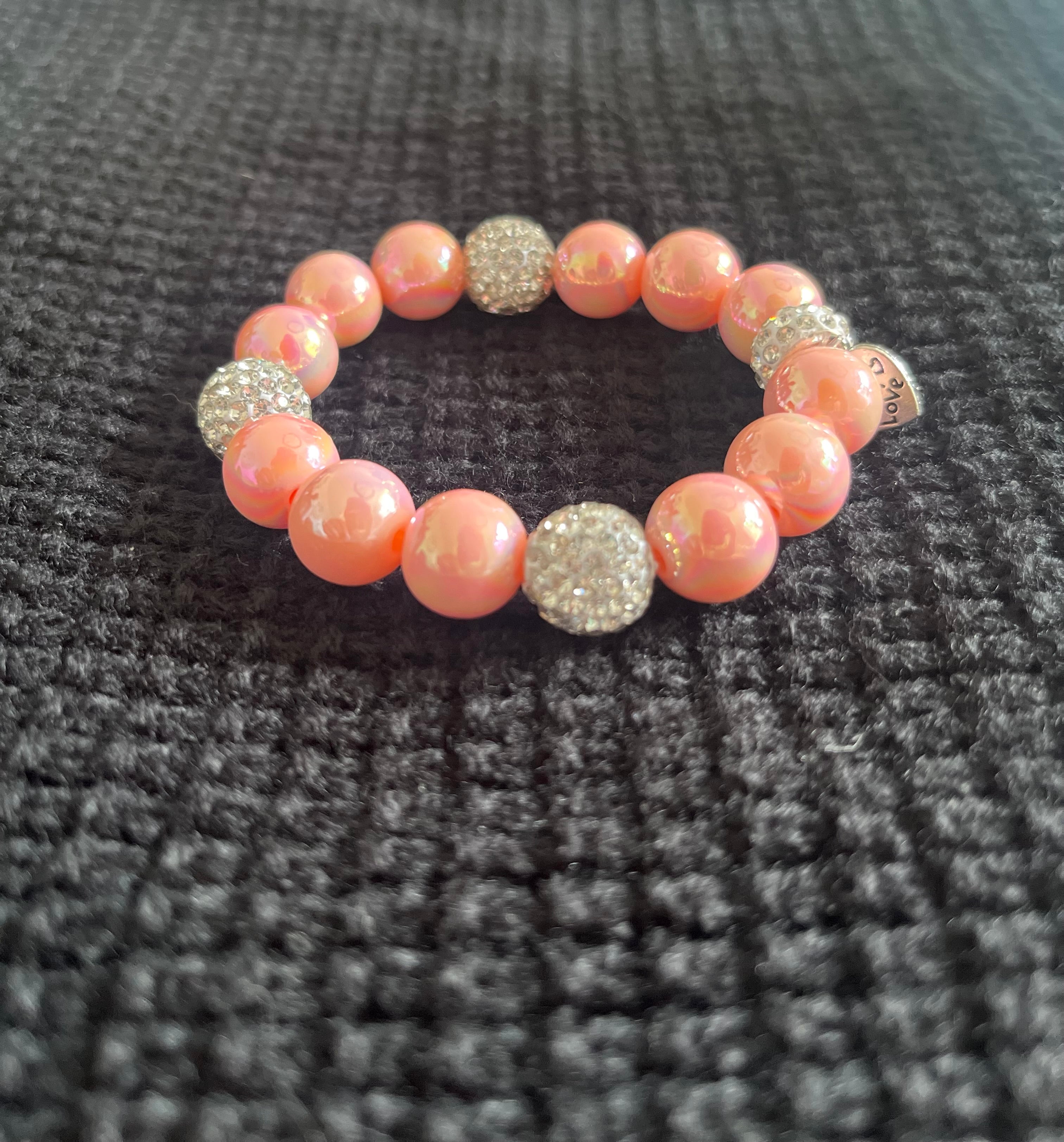 Acryl-Perlenarmband